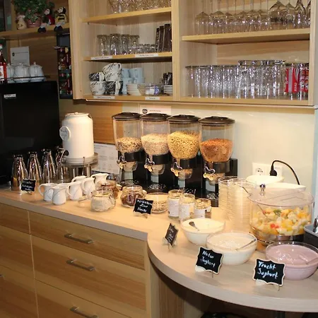 Garni Waldhof - Wohlfuehlen Am Lech Gæstehus 3*