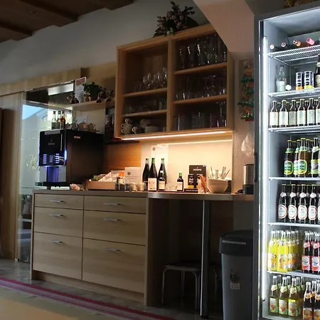 Garni Waldhof - Wohlfuehlen Am Lech Stanzach