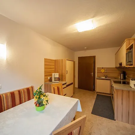 Garni Waldhof - Wohlfuehlen Am Lech 3* Stanzach