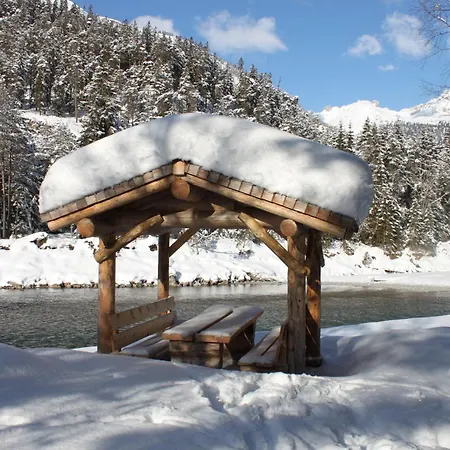 Garni Waldhof - Wohlfuehlen Am Lech شتانزاخ