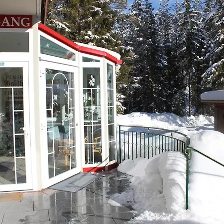 Garni Waldhof - Wohlfuehlen Am Lech شتانزاخ