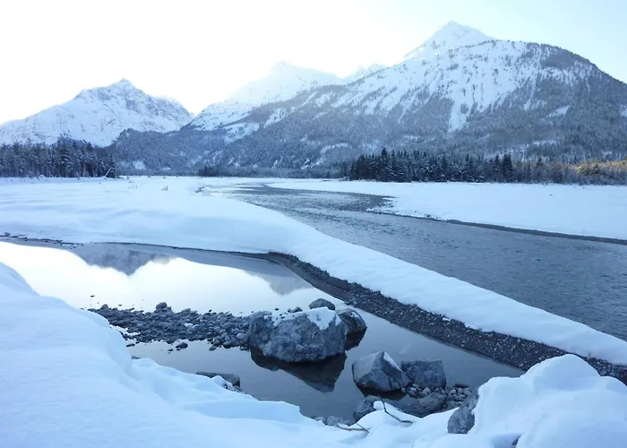 Garni Waldhof - Wohlfühlen Am Lech Stanzach