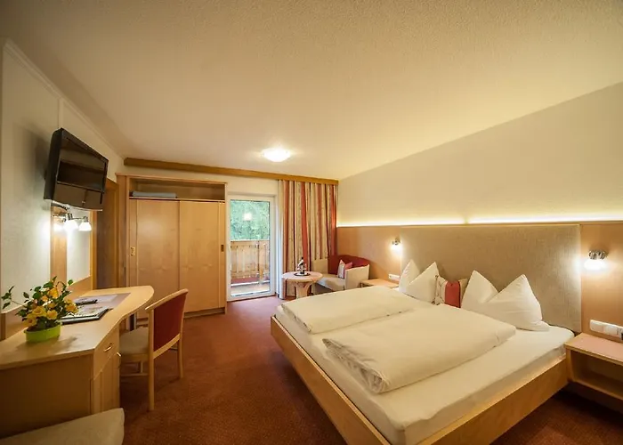 Garni Waldhof - Wohlfühlen Am Lech Stanzach