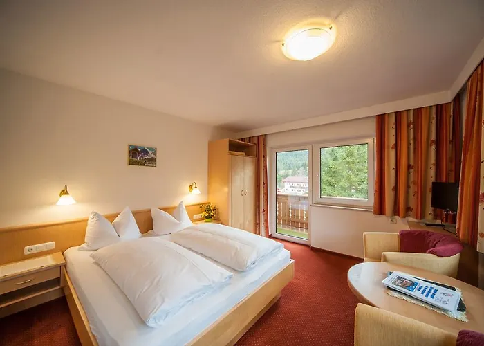 Gasthof Garni Waldhof - Wohlfühlen Am Lech Stanzach