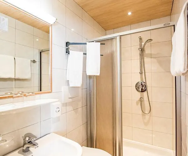 Gasthof Garni Waldhof - Wohlfühlen Am Lech Stanzach