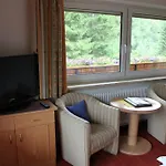 Garni Waldhof - Wohlfuehlen Am Lech Stanzach